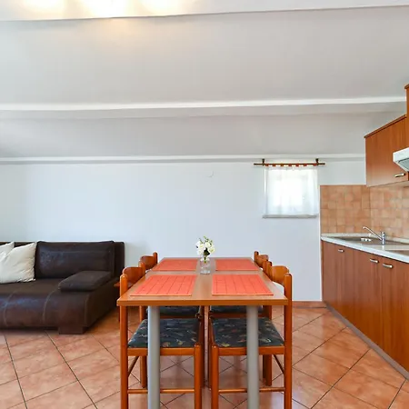 Appartement 714 *